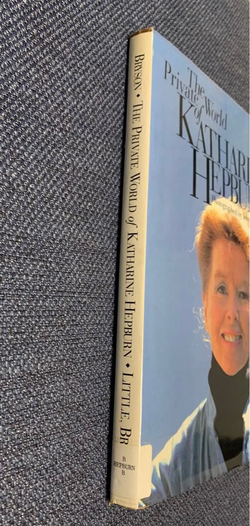 洋書 The Private world KATHARINE HEPBURN