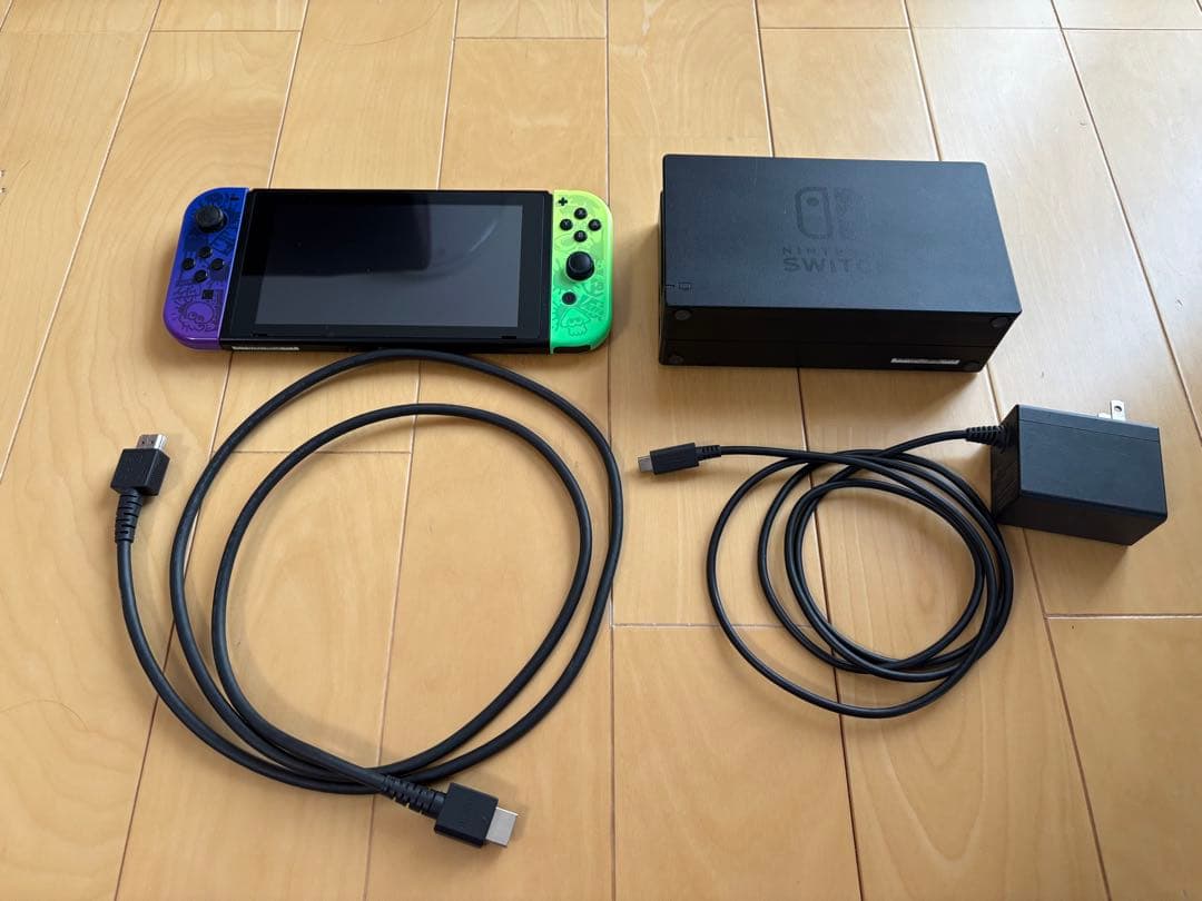 Nintendo Switch 本体 付属品写真の物のみ Joy-Con スプラ