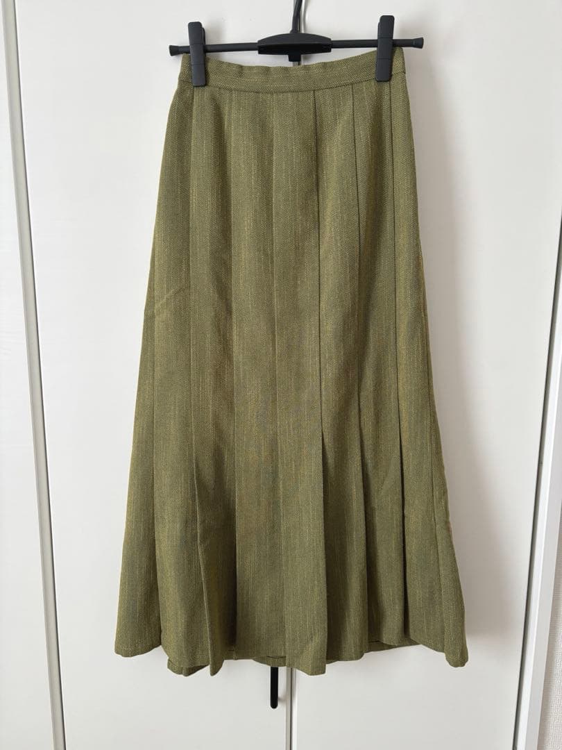【美品】Ameri HERRINGBONE HEM PLEATS SKIRT