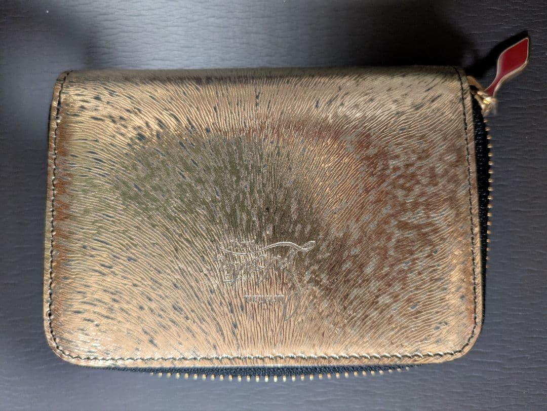 Christian Louboutin ゴールドスタッズ財布