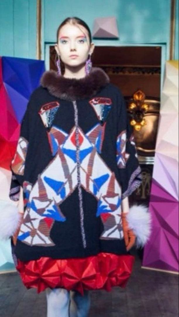 【極美品】TSUMORI CHISATO フォックスファー付き ニット ポンチョ