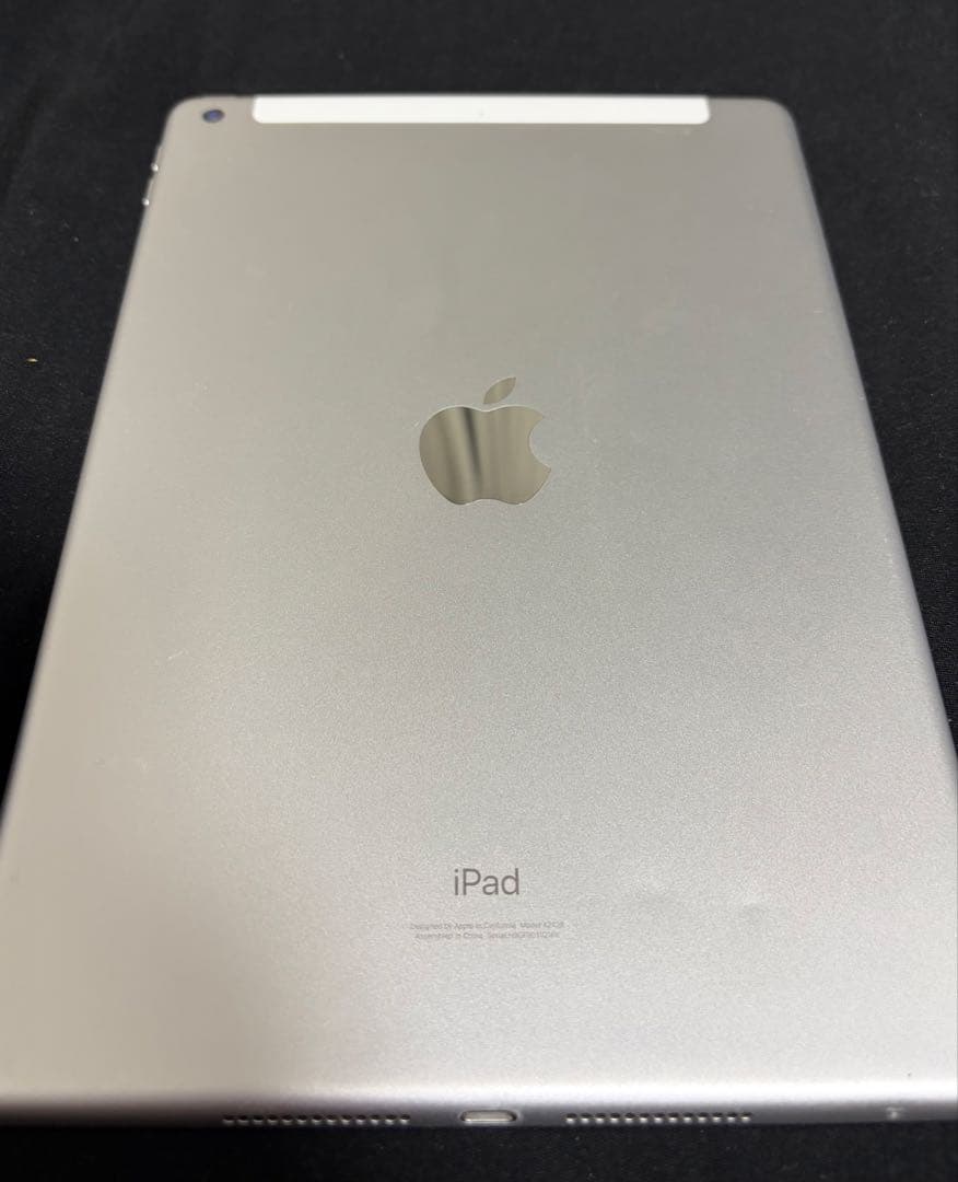 【大特価】iPad 第8世代 A2429 128GB 画面割れ ジャンク