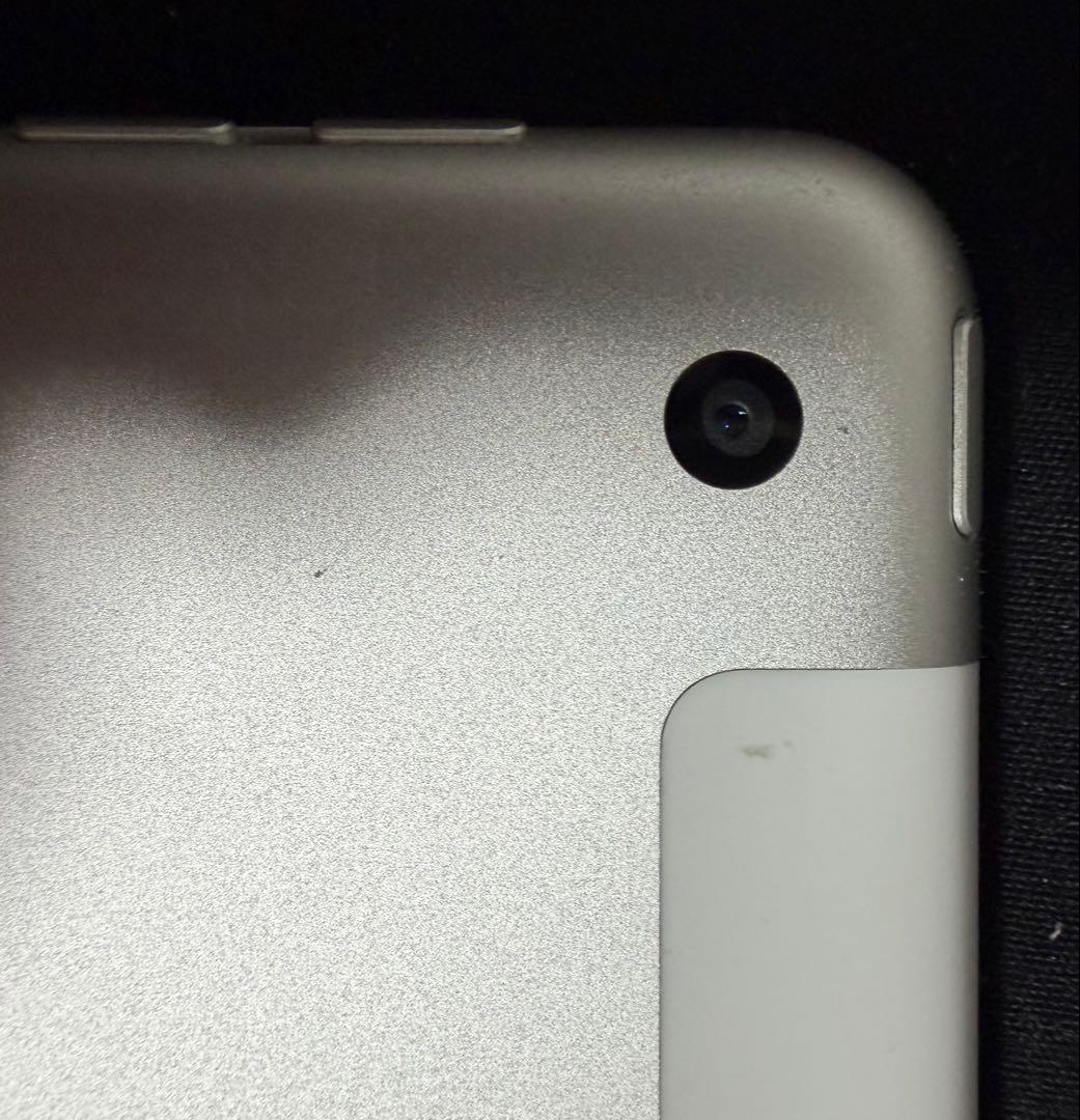 【大特価】iPad 第8世代 A2429 128GB 画面割れ ジャンク