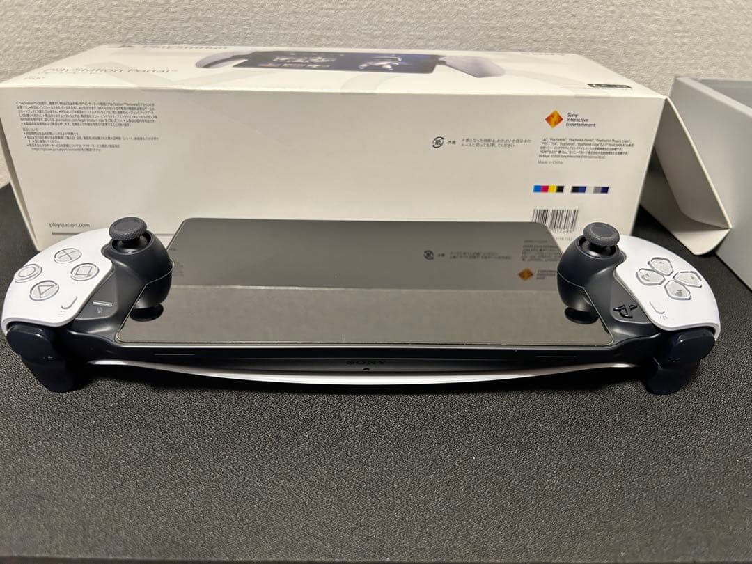 美品　PlayStation Portal リモートプレーヤー　収納ケース付き