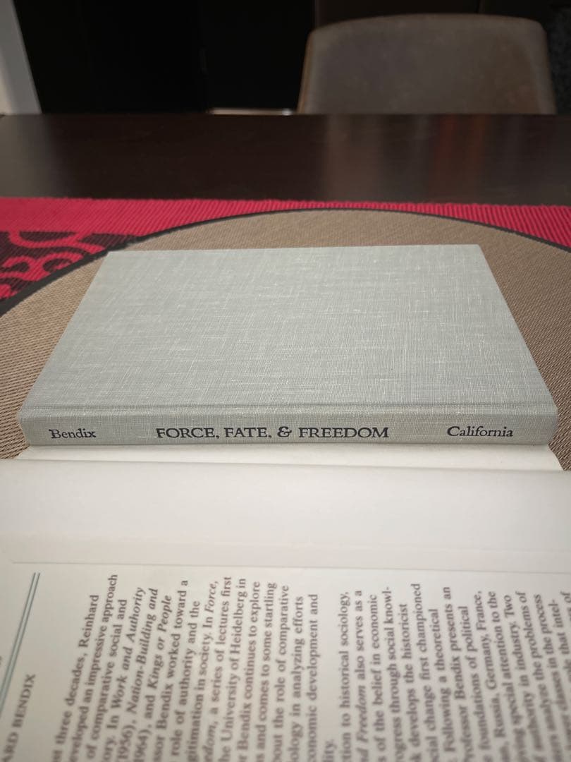 洋書 FORCE, FATE, & FREEDOM