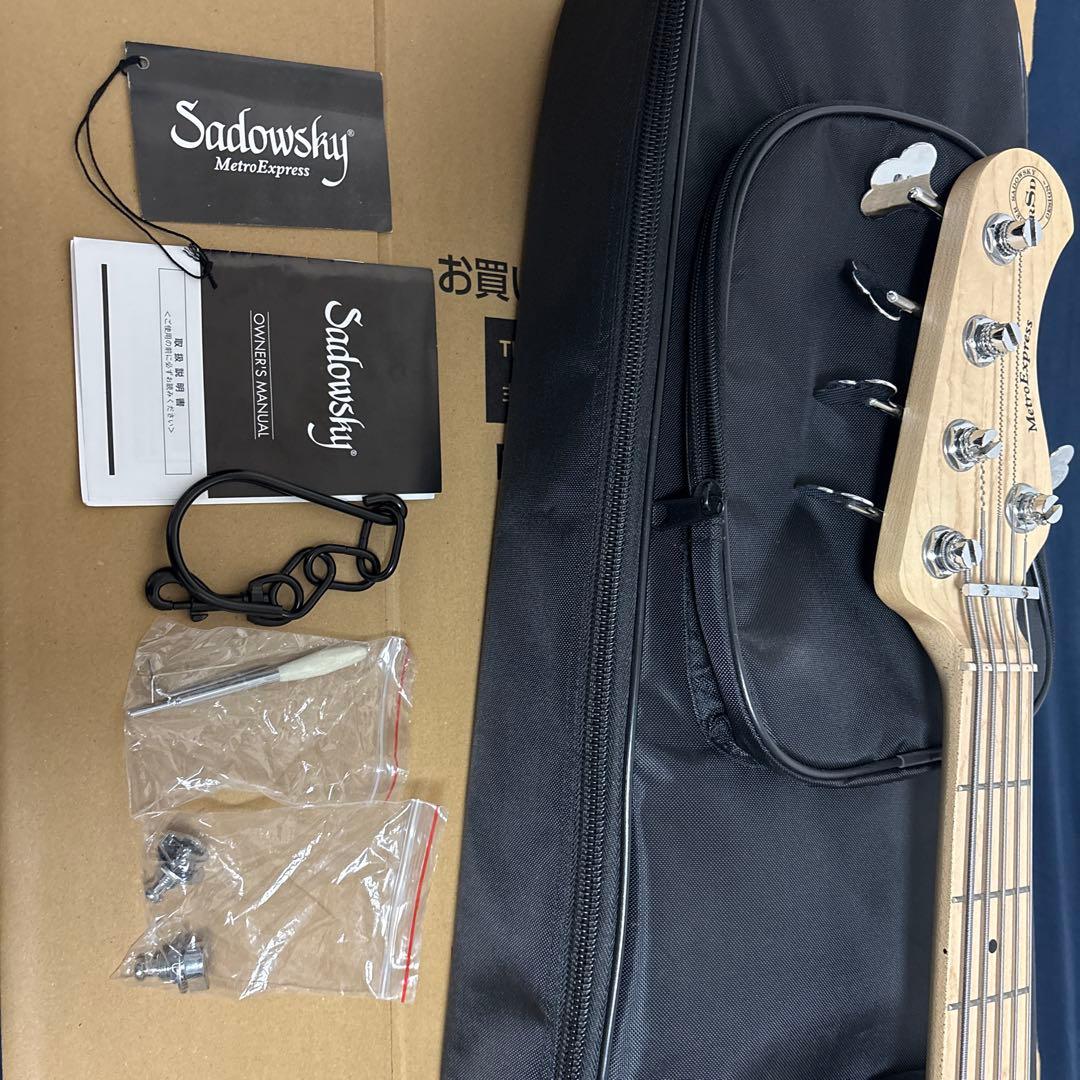 Sadowsky Metro Express ME21 サドウスキー　5弦