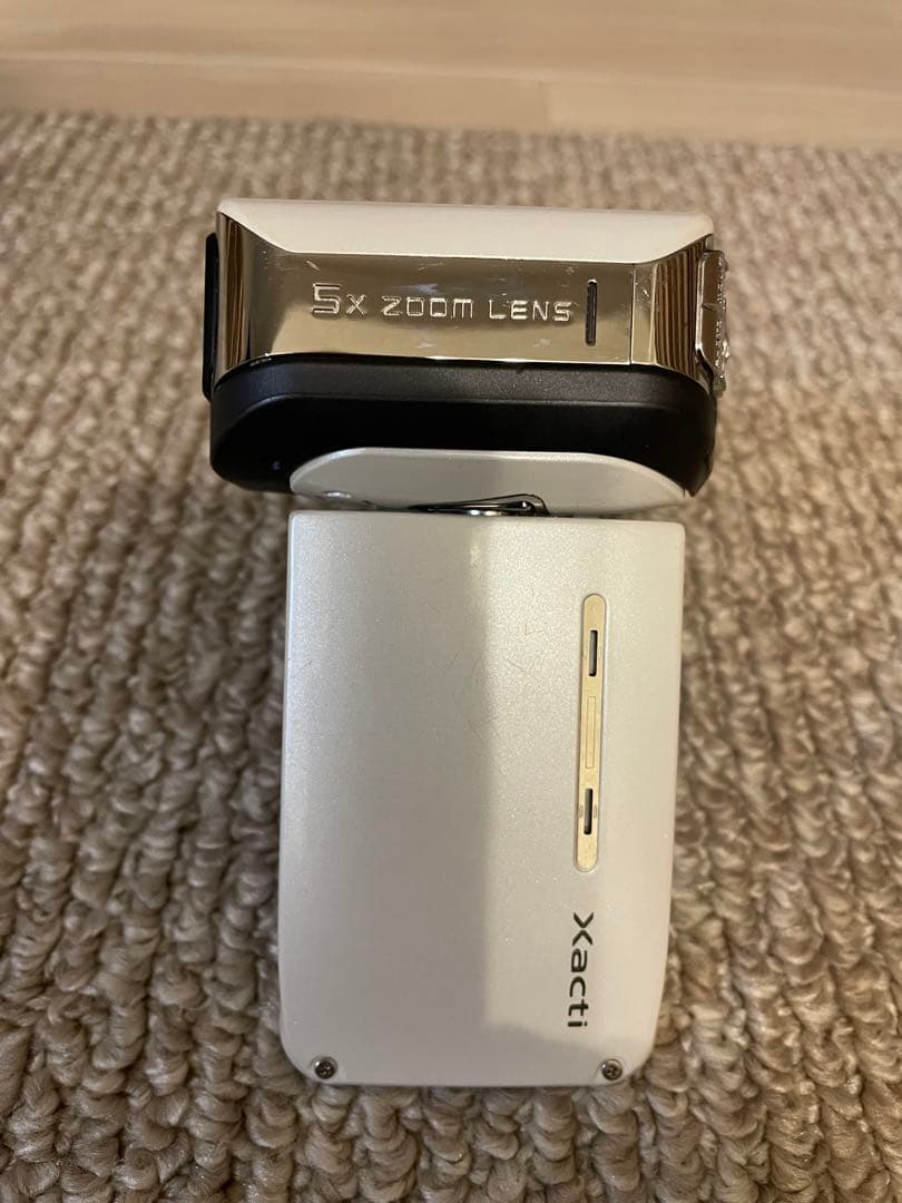 SANYO Xacti 防水デジタルムービーカメラ DMX-CA65
