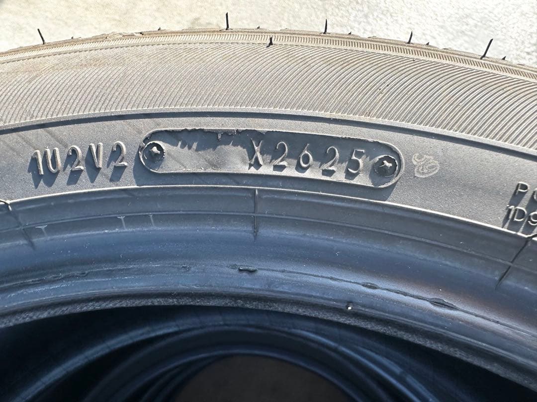 タイヤ4本セット215/50R18 ENASAVE EC300