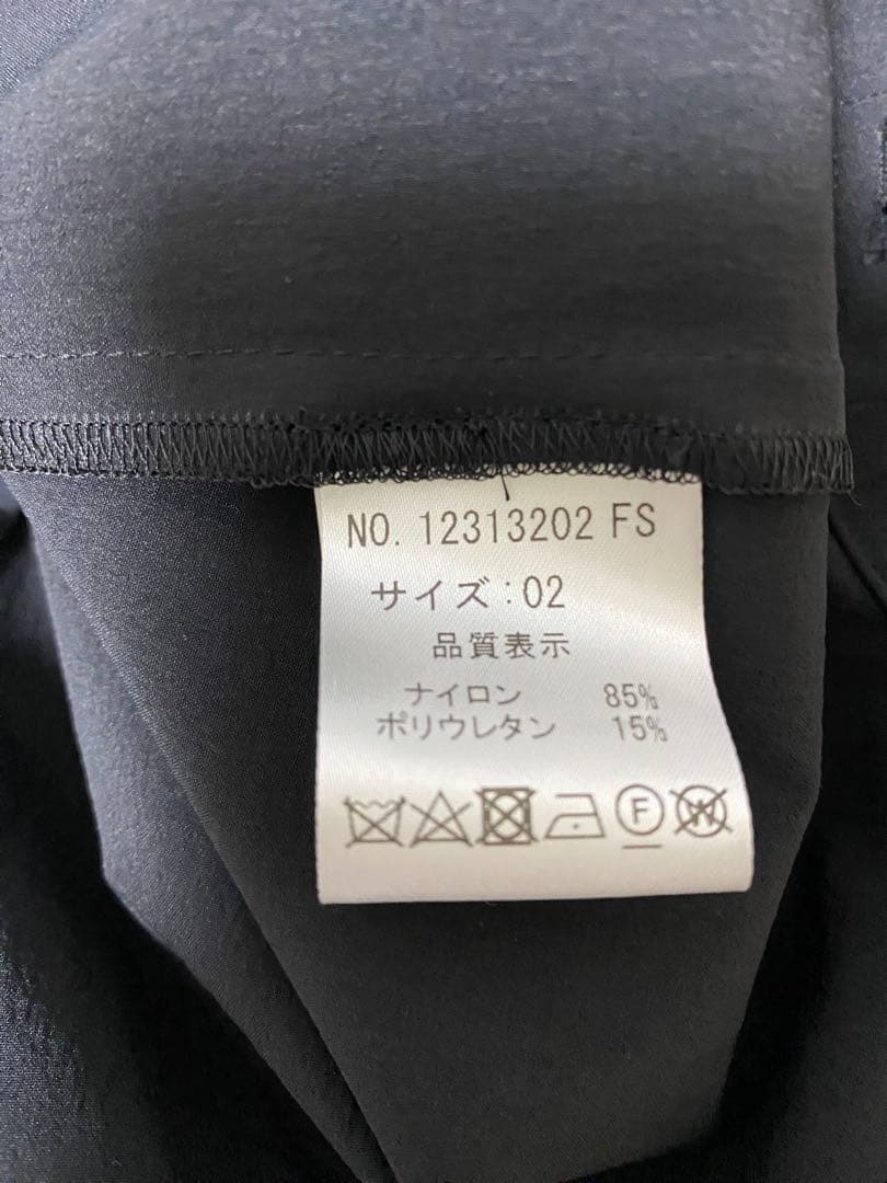 【新品タグ付き】カシェット　撥水加工フード付きブラックジャケット
