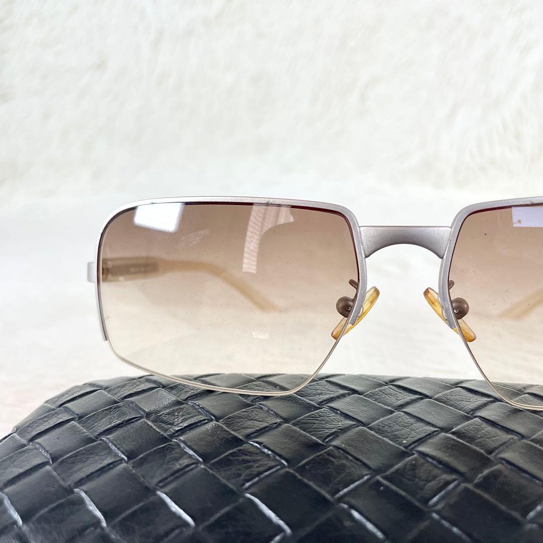 美品　PRADA　サングラス　SPR59C　ブラウンレンズ　シルバーフレーム