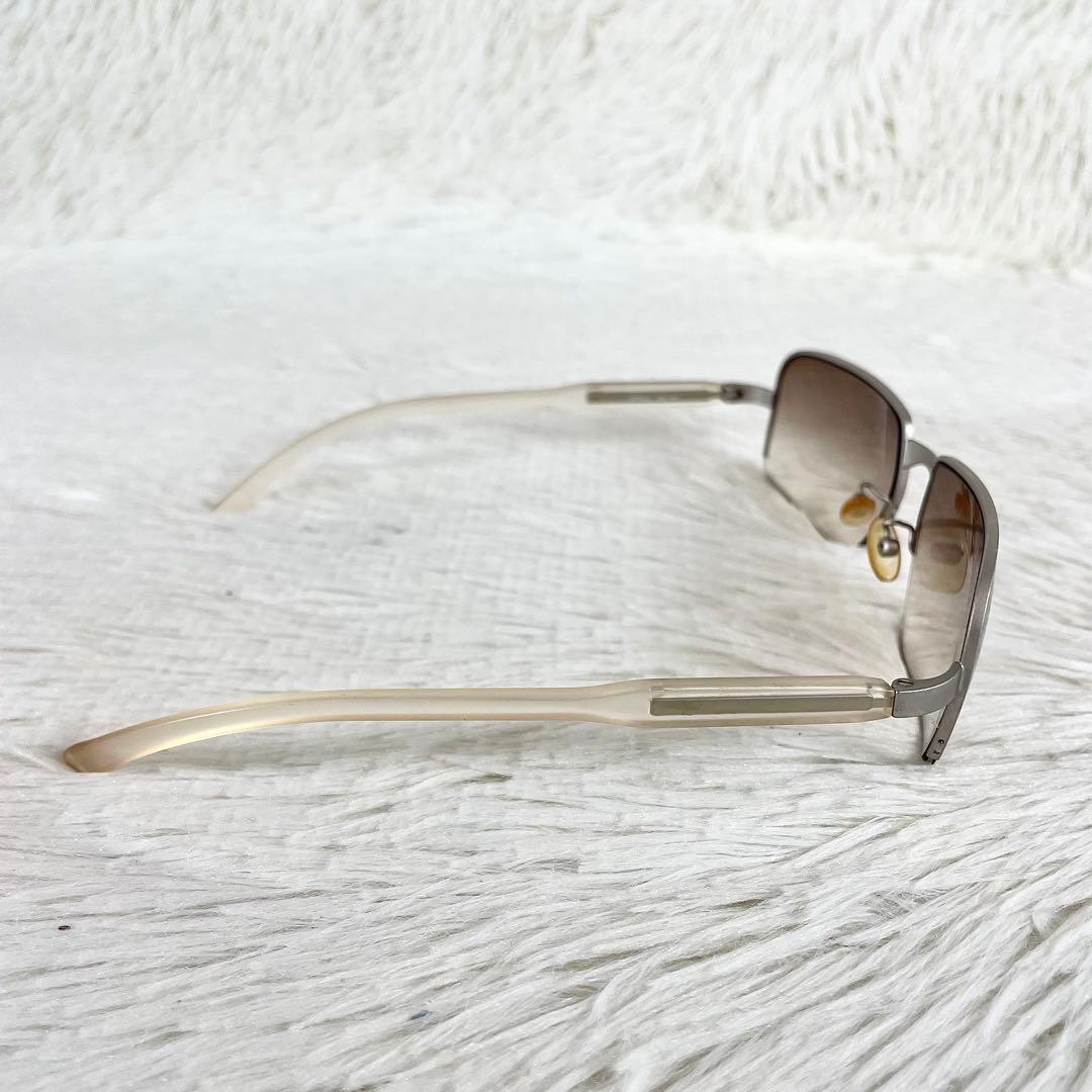 美品　PRADA　サングラス　SPR59C　ブラウンレンズ　シルバーフレーム
