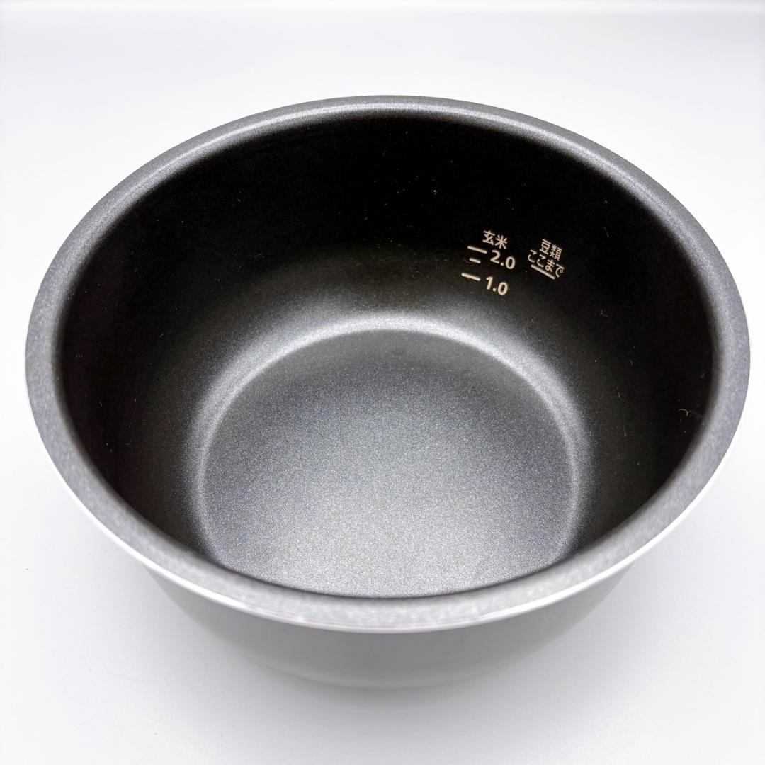 【極美品】アイリスオーヤマ 電気圧力鍋 2.2L KPC-MA２-B