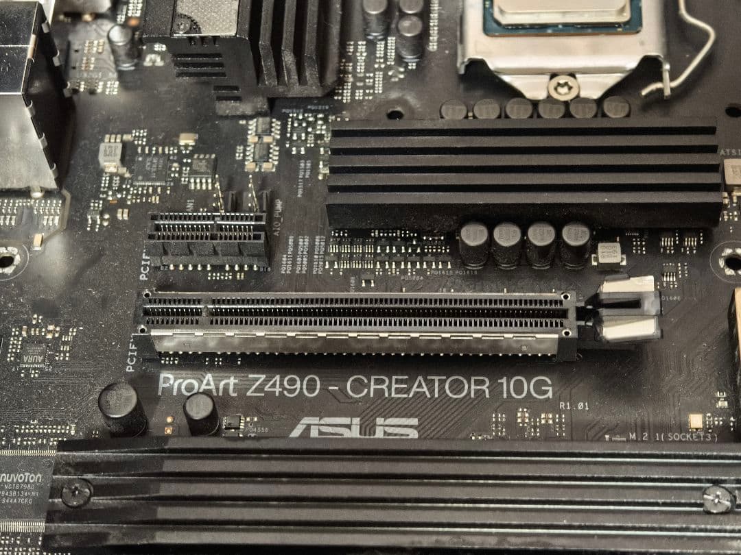 ASUS PROART Z490 マザーボード