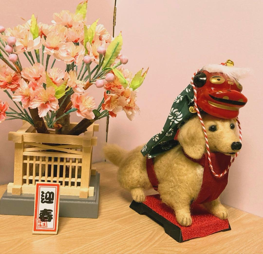 羊毛フェルト　獅子舞犬　ミニチュアダックス