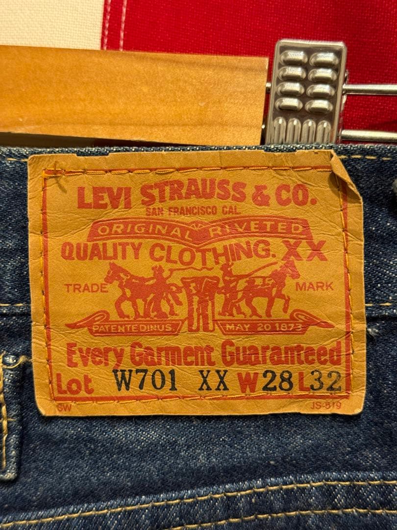 ★Levis★リーバイス★W701xx★ジーンズ★デニムパンツ★W28L32★