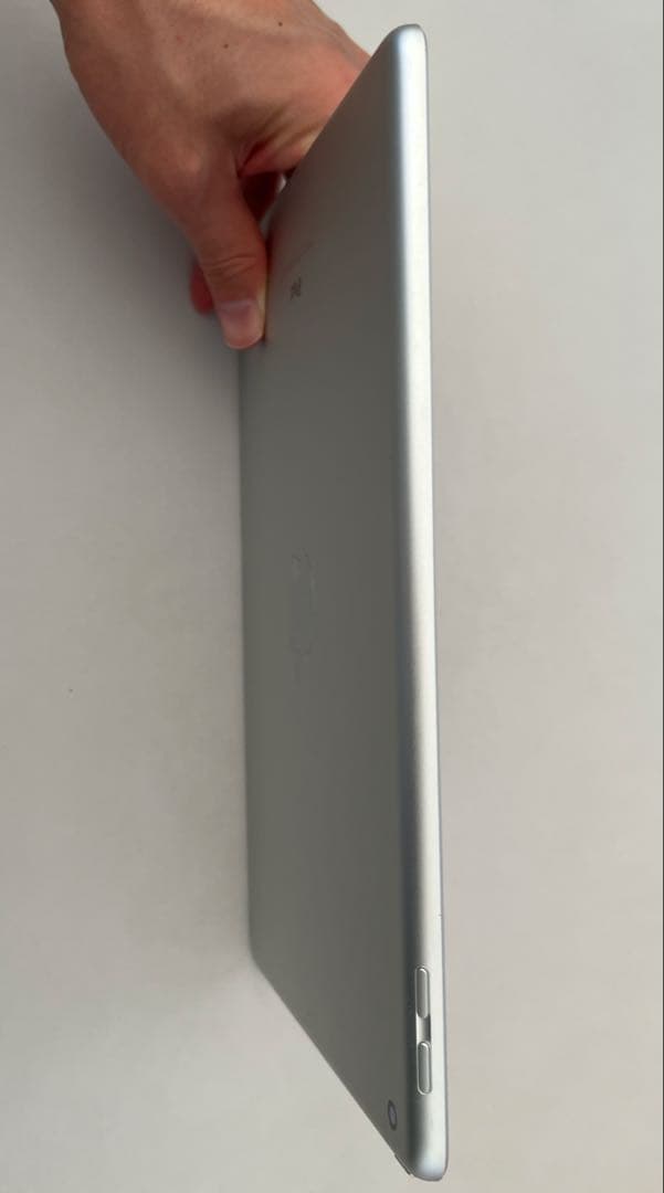 iPad 第五世代　32GB WIFIモデル