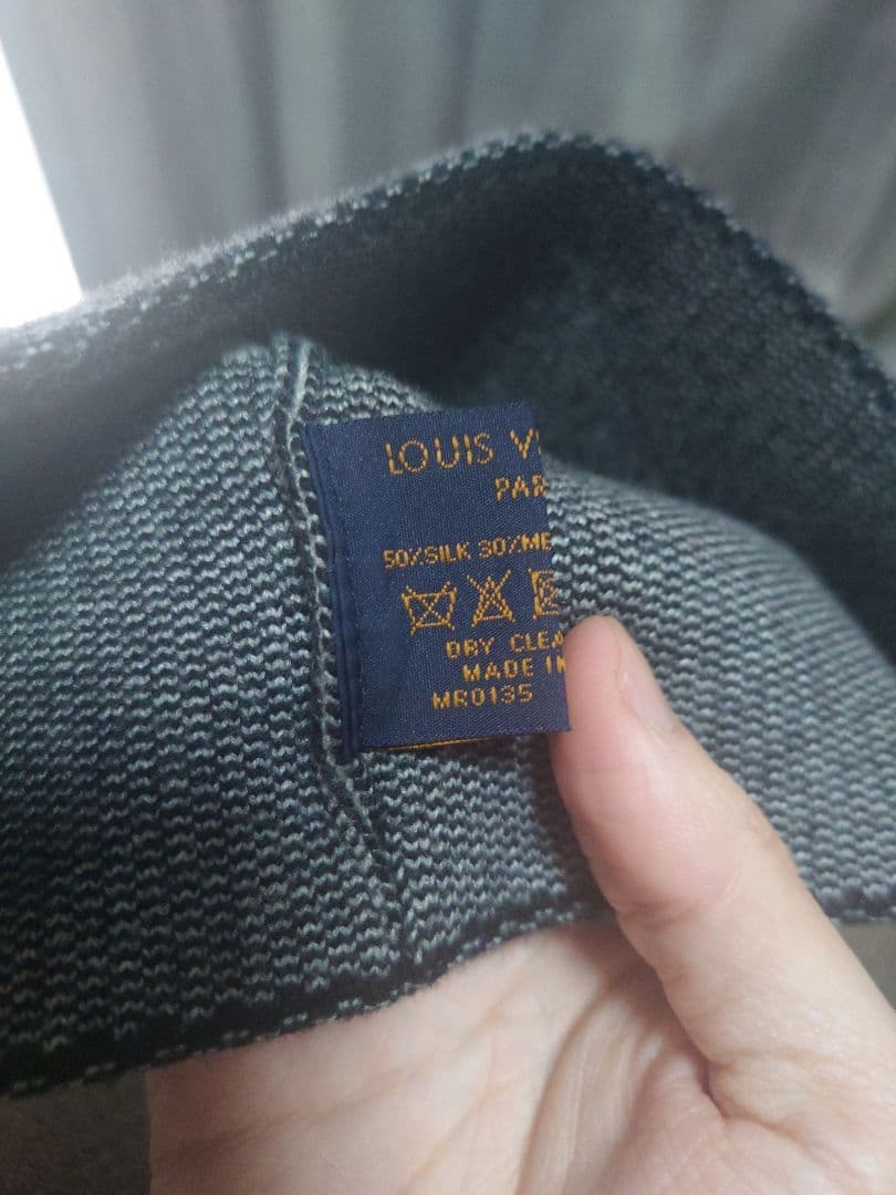 正規品 LOUIS VUITTON ニット帽 モノグラム