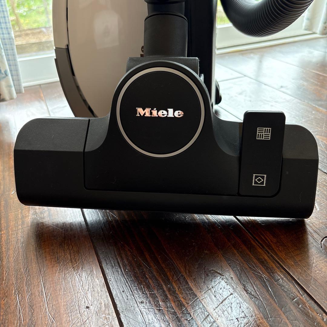 専用 Miele ミーレ Compact C1 掃除機 使用少なめ 動作確認済