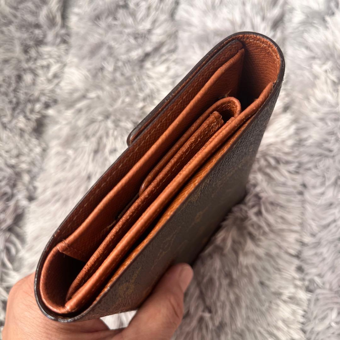 ルイヴィトン　折り財布　モノグラム　ポルトトレゾール　メンズ　レディース