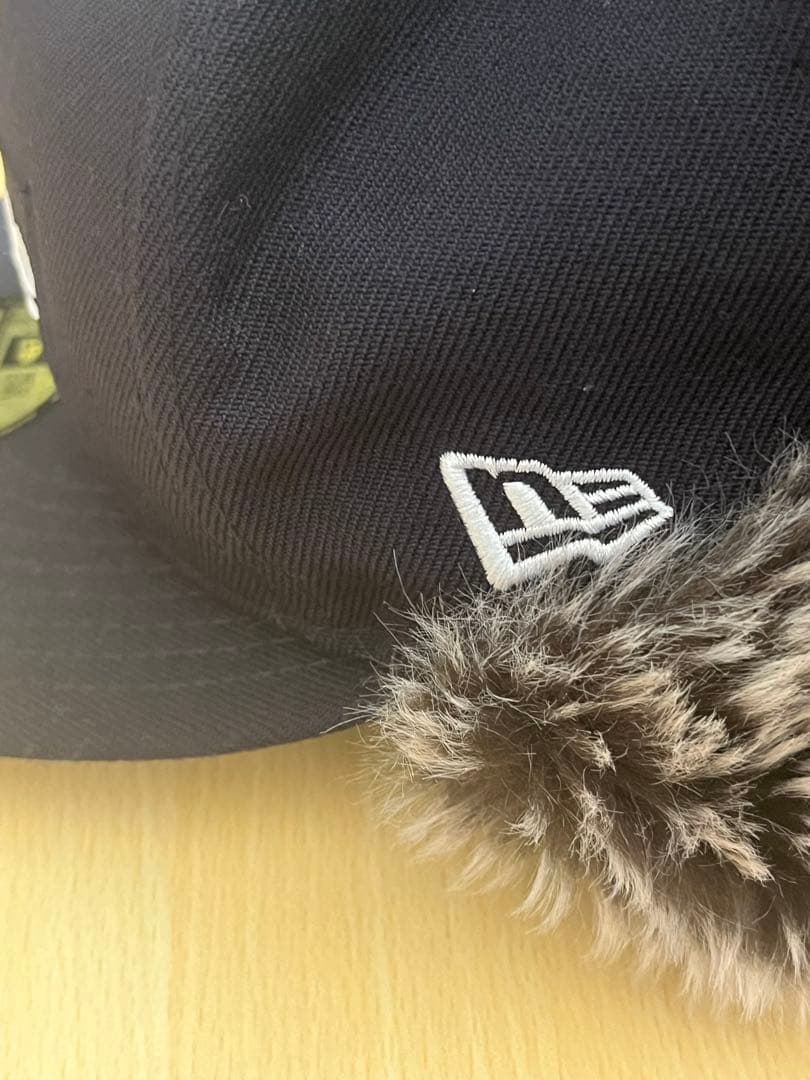 格安美品Supreme 59FIFTY ネイビー7 5/8 ファー付き