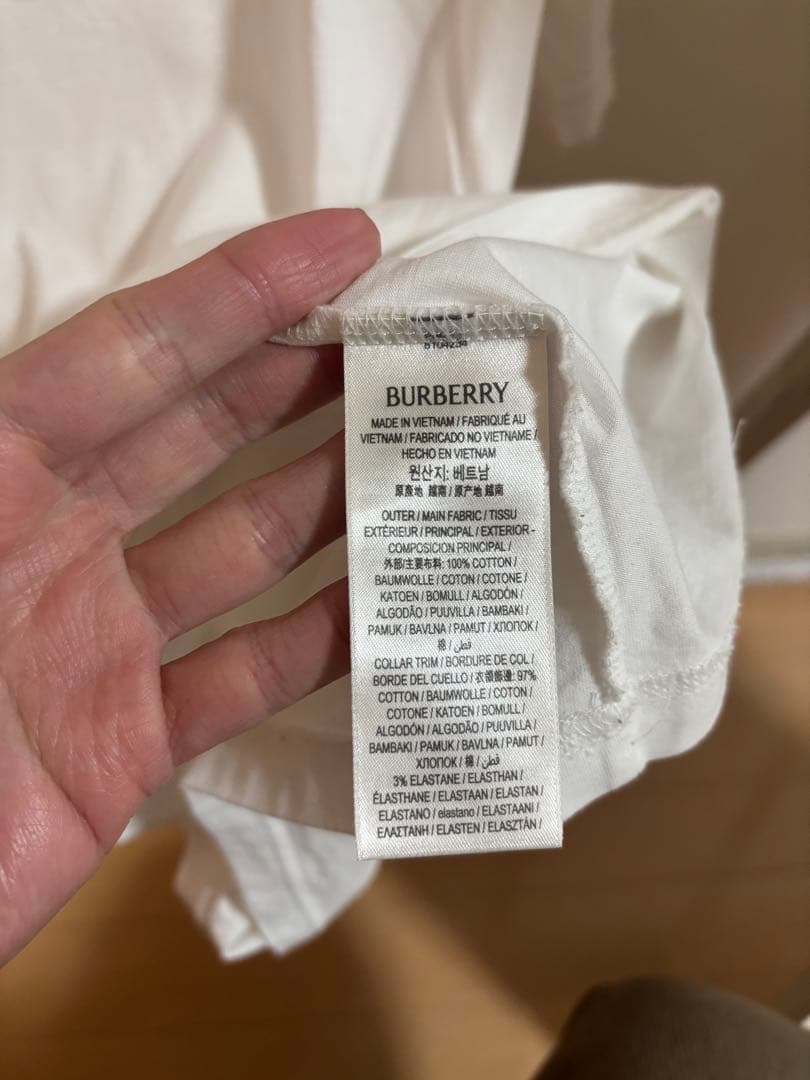 BURBERRY ホワイト Tシャツ S