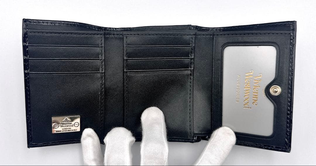 【新品✨超人気】Vivienne Westwood 三つ折り財布/ブラック/黒