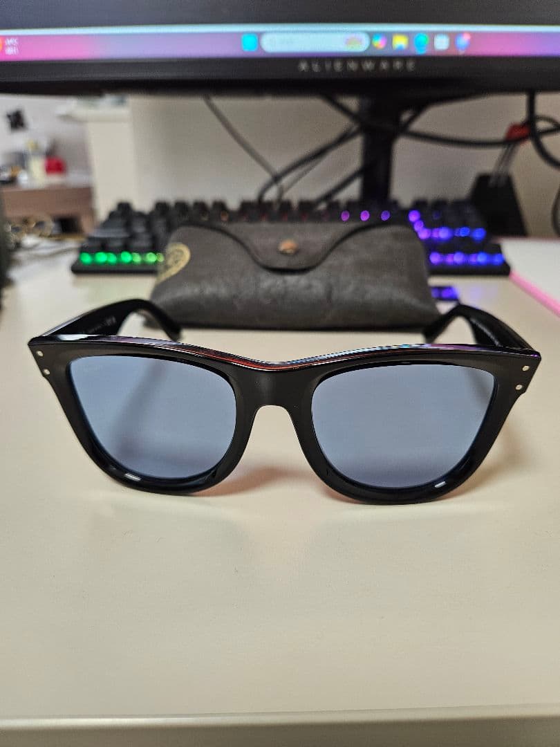 小物 Ray-Ban WAYFARER REVERSE