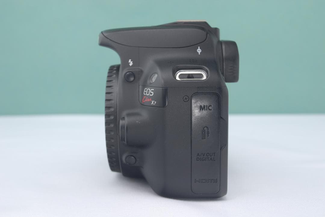 ☘️初心者におすすめ✨ Canon Kiss X7 一眼レフ 超軽量 高画質