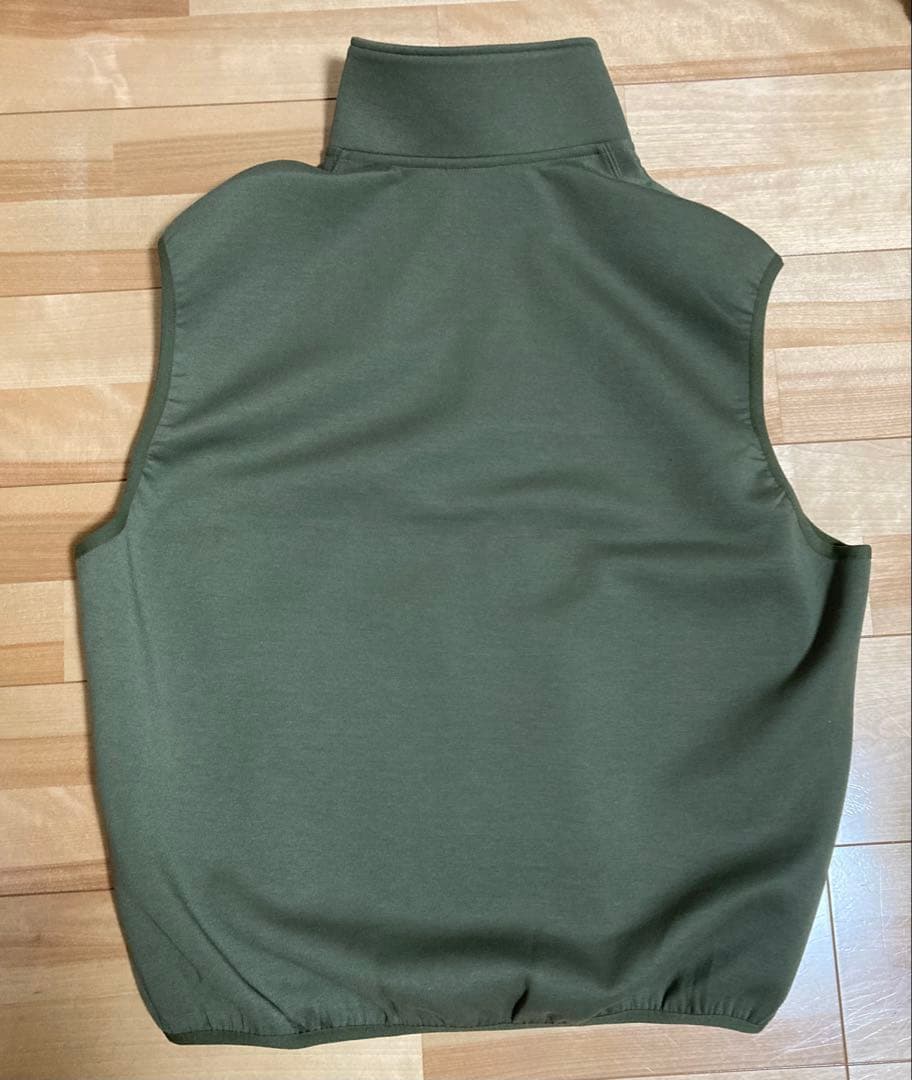 トップス DAIWA PIER39 TECH KNIT STAND COLLAR VEST