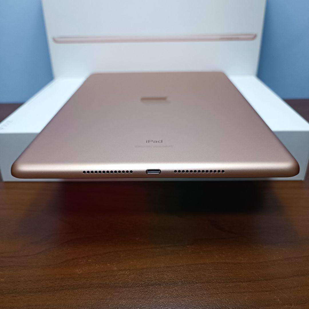 (美品) iPad 第7世代 WiFi 32GB、 Logi Keyboard