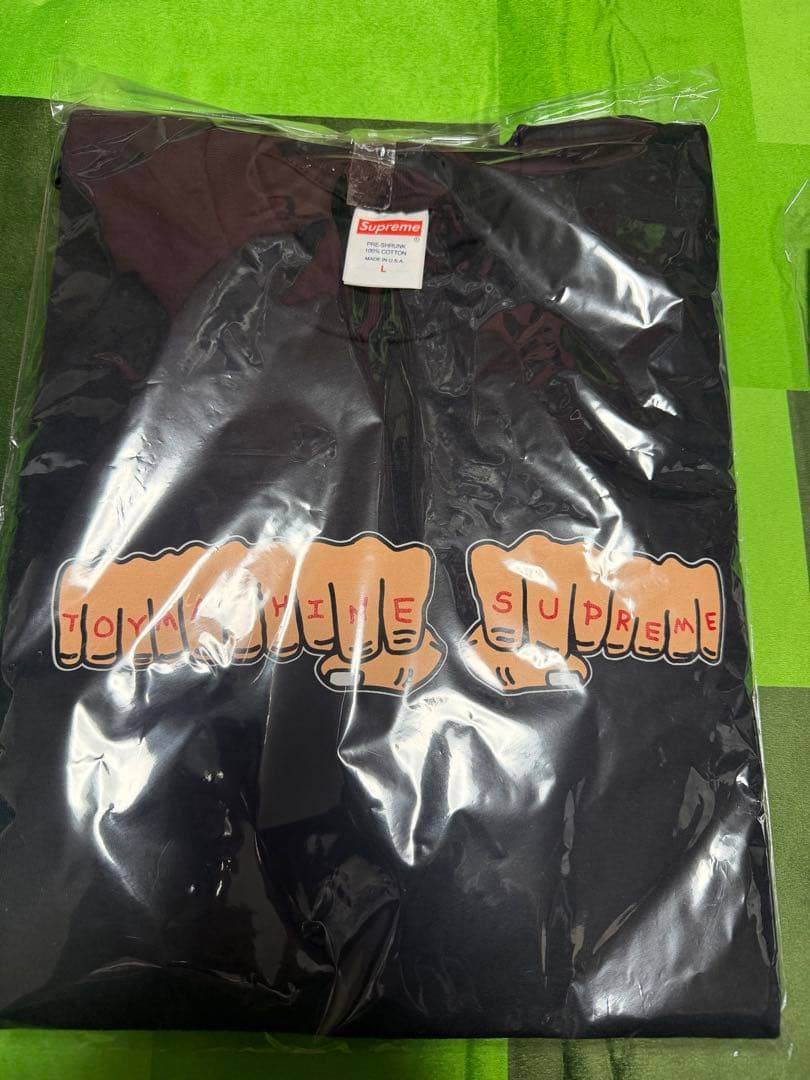 l*y様 新品　supreme Tシャツ　2枚セット