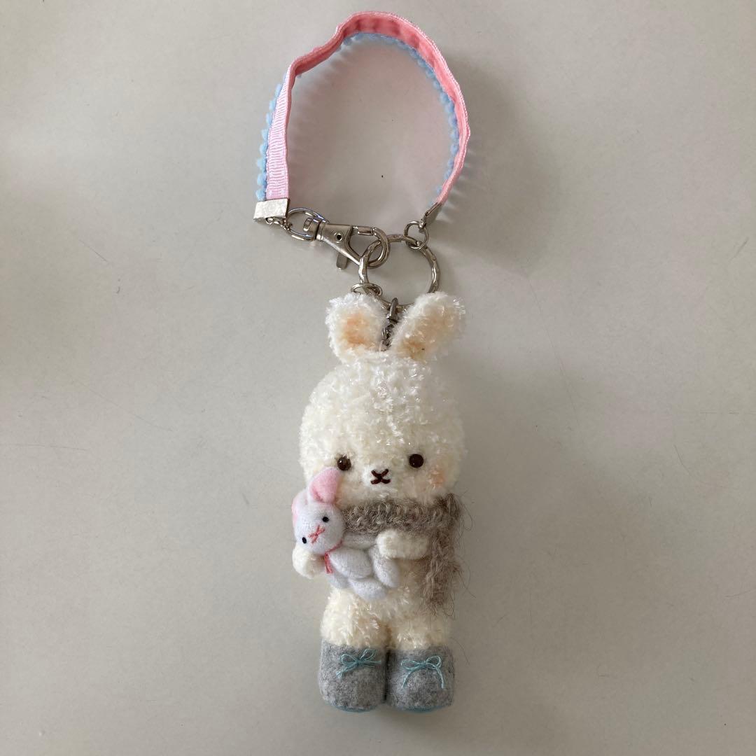 作家さんのあみぐるみうさぎのチャーム Ande+Ande kw.works