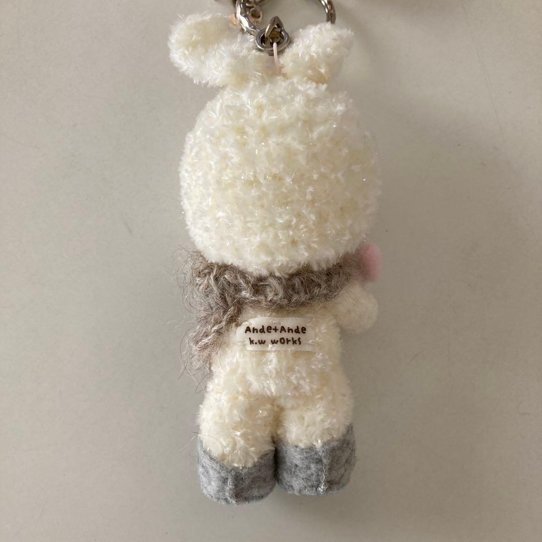 作家さんのあみぐるみうさぎのチャーム Ande+Ande kw.works