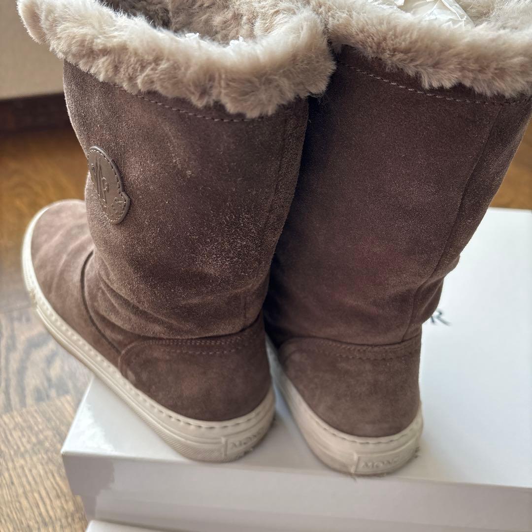 MONCLER ブラウン ムートンブーツ