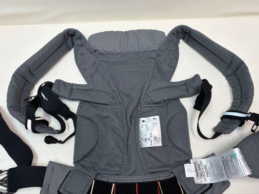 エルゴベビー オムニブリーズ 抱っこ紐 グレー　メッシュ　正規輸入品
