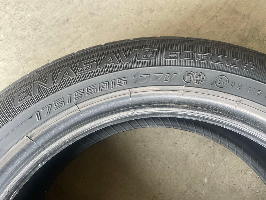 値下げ　175/55R15 中古タイヤ　4本