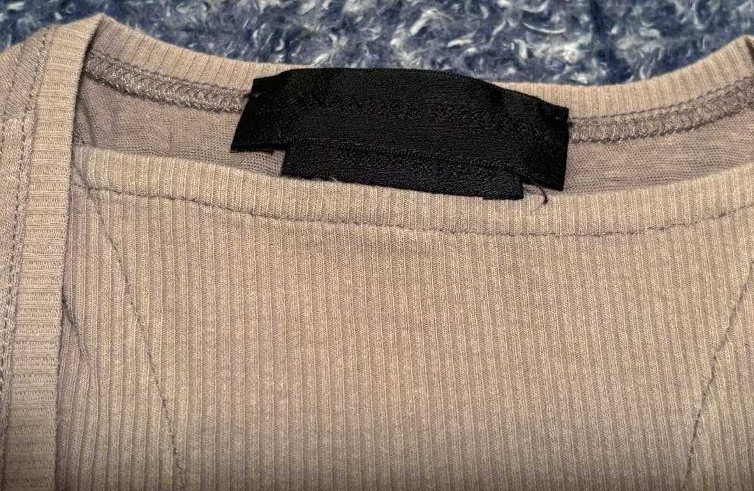 Alexander McQueen　ベージュ ノースリーブタンクトップ（古着）