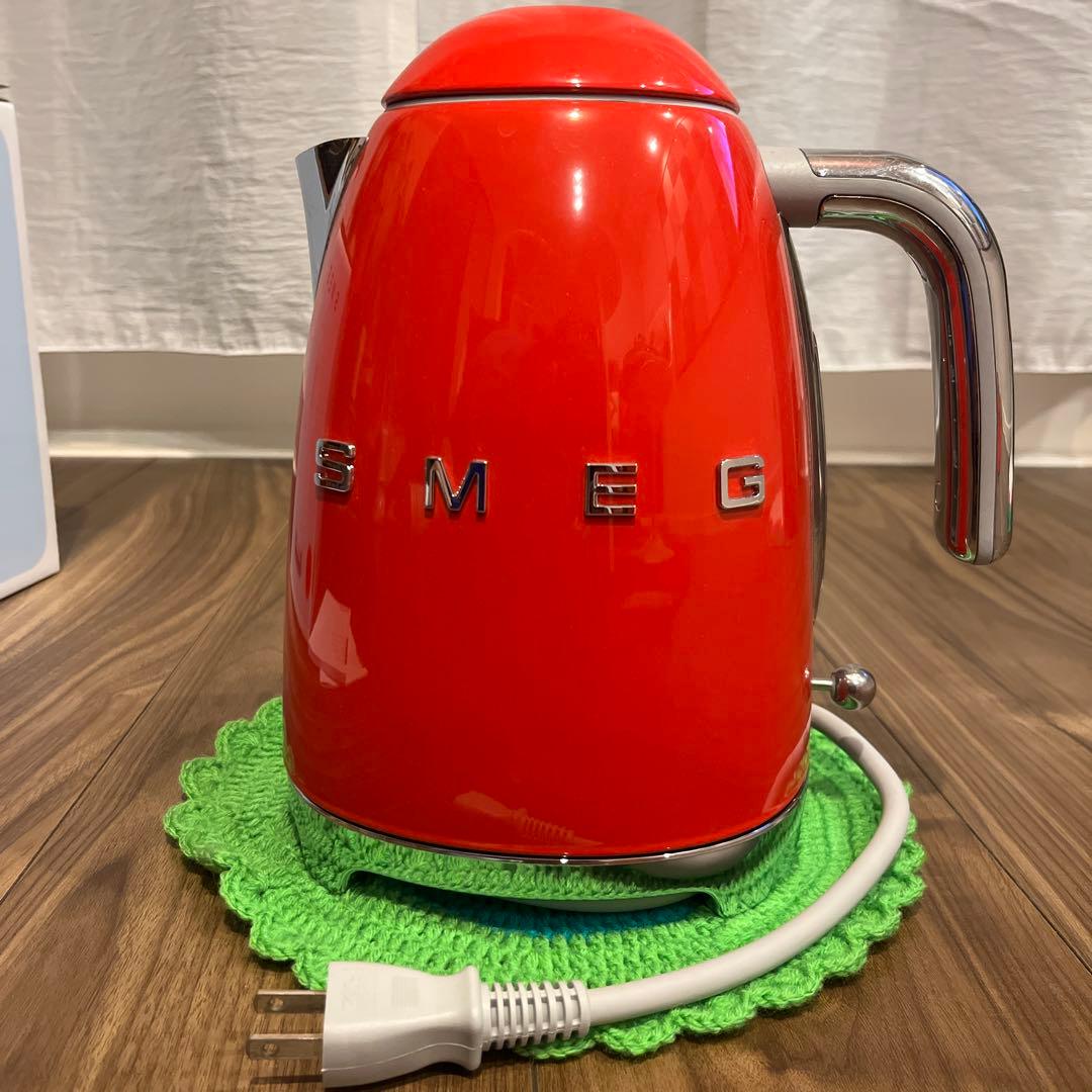 SMEG 電気ケトル 1.7L レッド