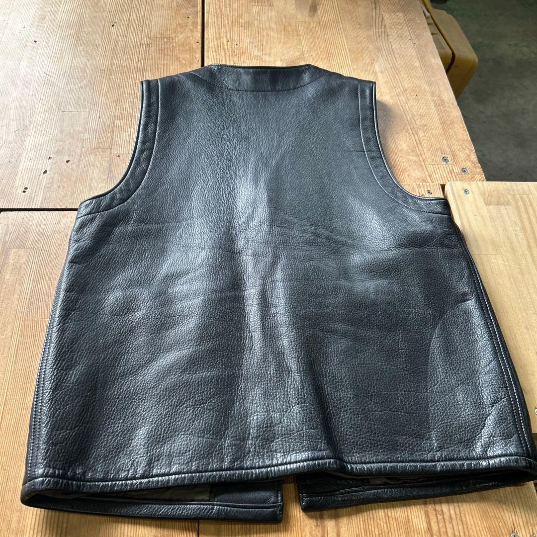 トロフィークロージング　RANCHOR STEER HIDE VEST