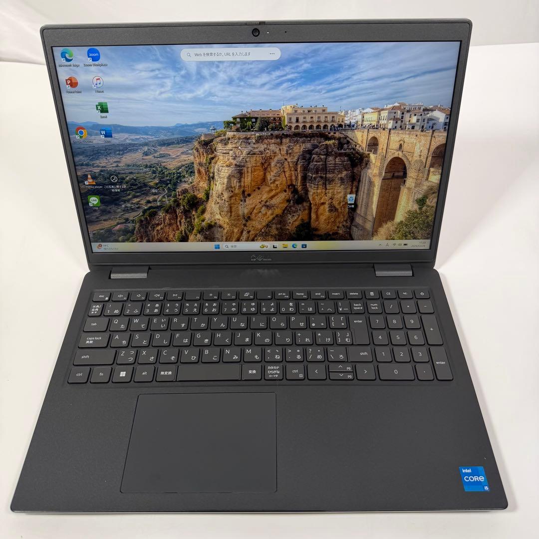 Windowsノート本体 05.Latitude3520 / i5-11/ 16GB/ 512GB