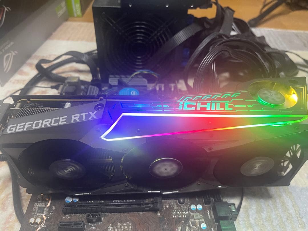 大*陸様 iCHILL GeForce RTX 3070 8GB GDDR6