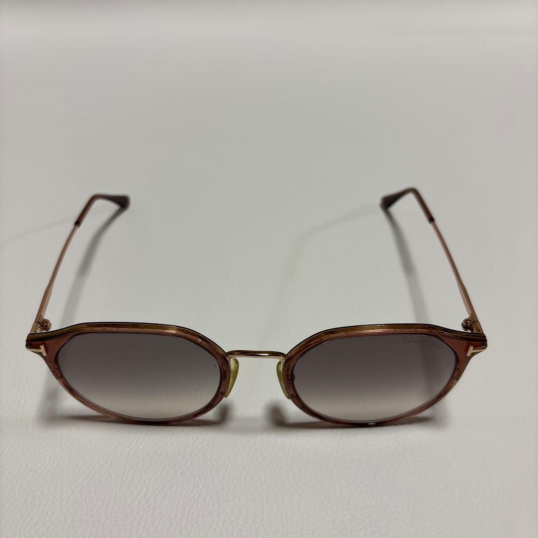 TOM FORD 春カラー 顔映えピンクゴールド 上品 ボストン