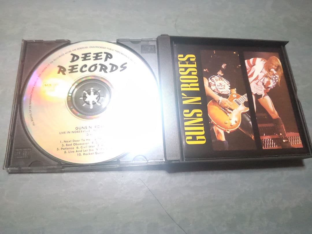 洋楽 Guns N' Roses / Dramas & Traumas