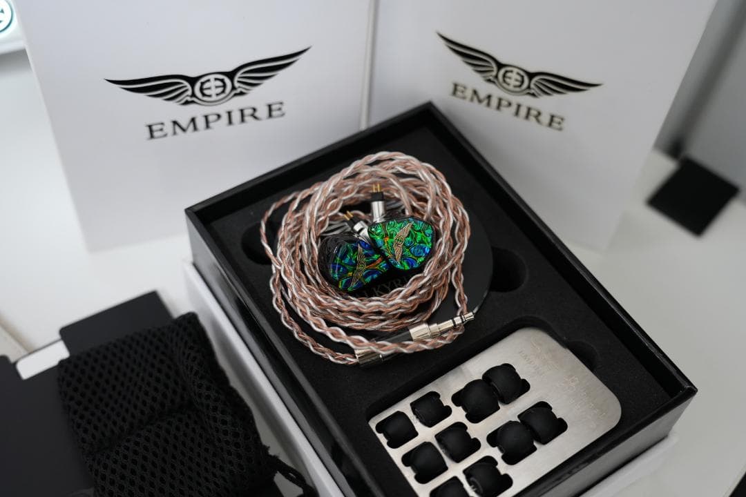 イヤホン Empire Ears VALKYRIE MkII