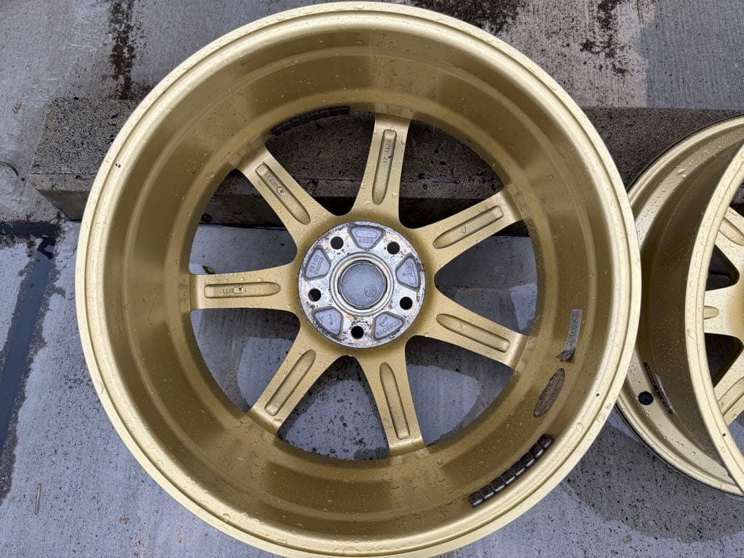 エンケイ　PF07 18インチ 7.5J +48 ゴールド 4本