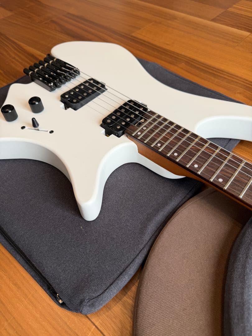 Guitar Factory gfc　GHL-300 ヘッドレスギター
