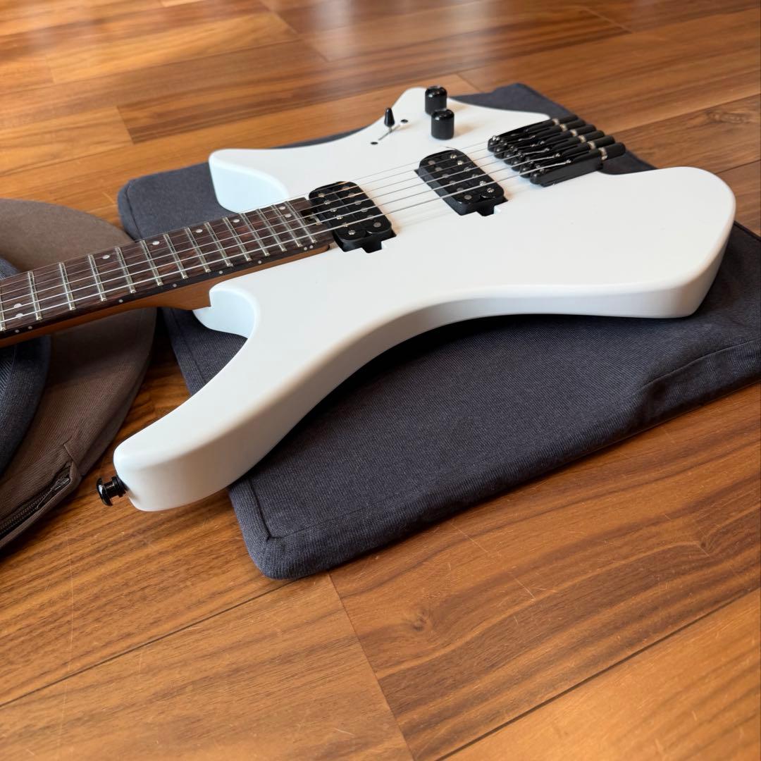 Guitar Factory gfc　GHL-300 ヘッドレスギター