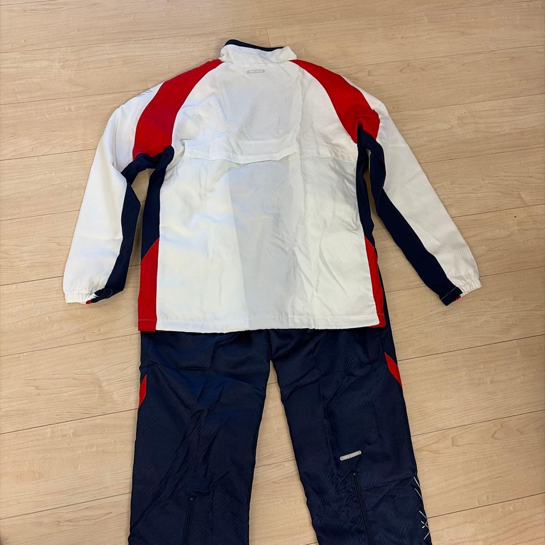 ASICS ウィンドブレーカーセット