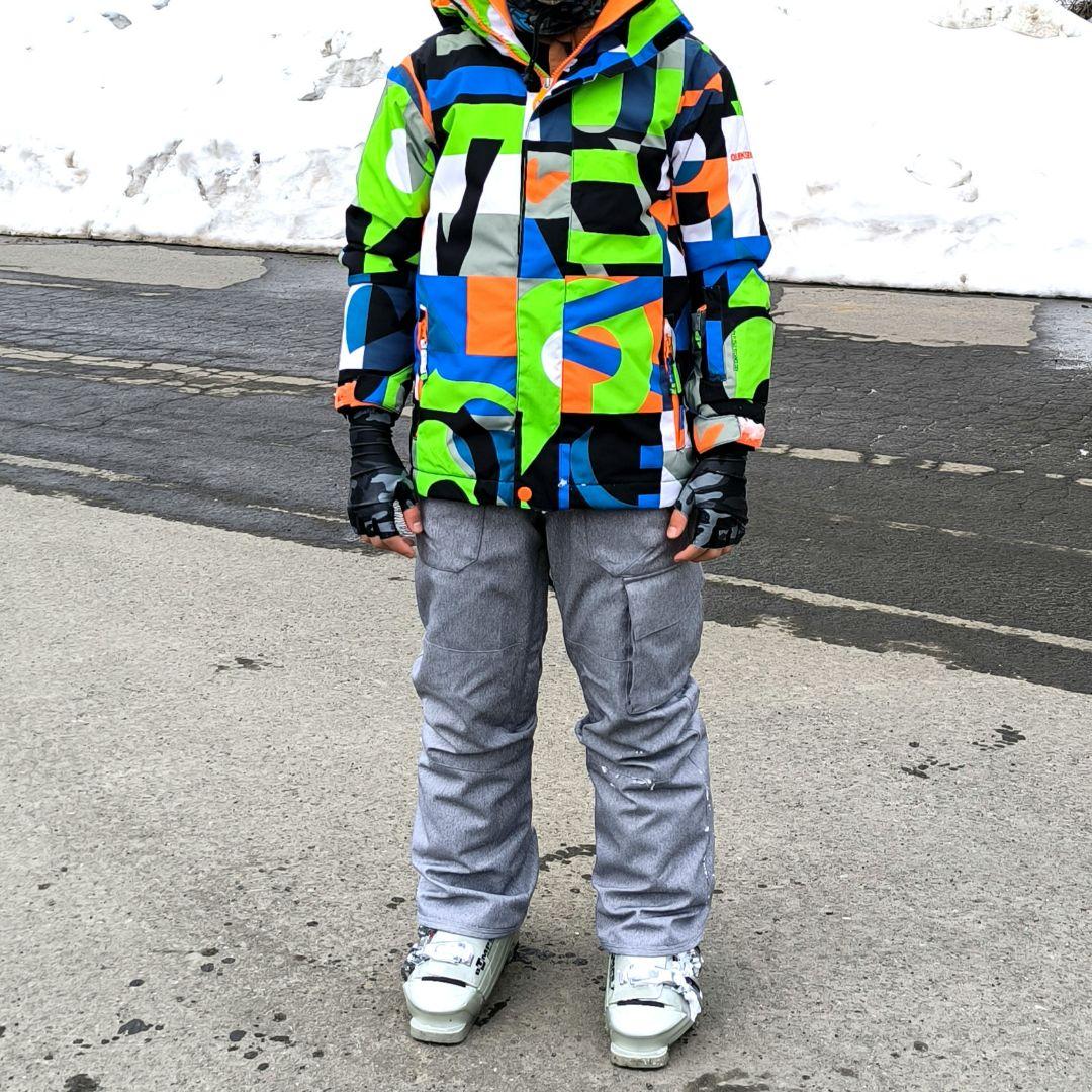 ボルコム　130 子供用　ビブパンツ　スノーボードウェア　スキーウェア