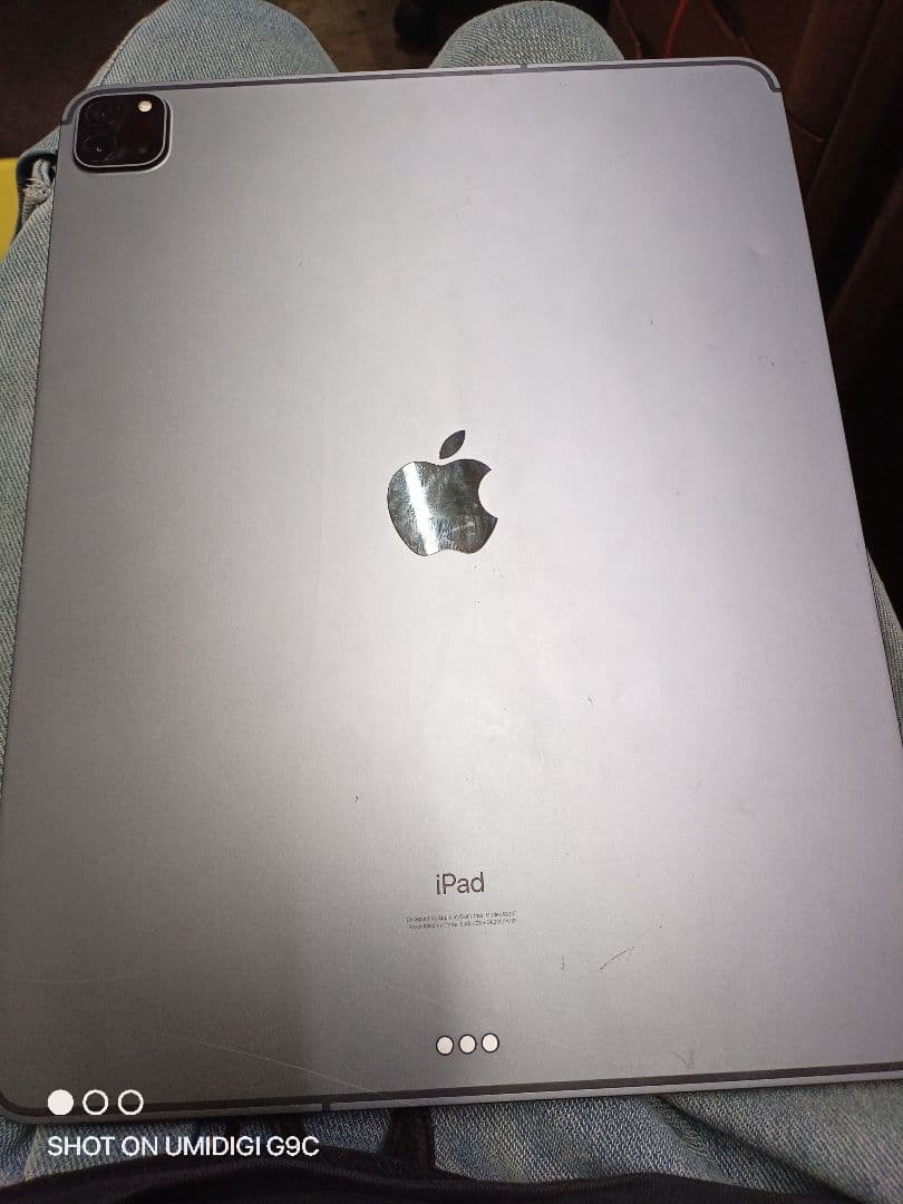 【第4世代】iPad 12.9インチ Wi-Fi　128GB A2232